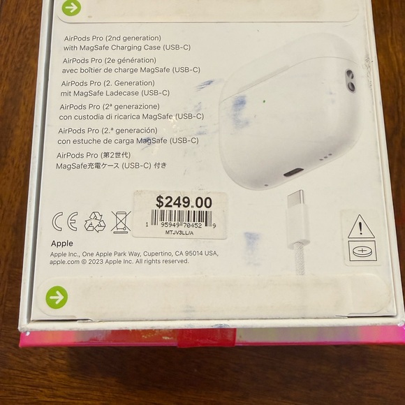 Apple AirPods Pro with MagSafe Charging Case - Picture 3 of 4